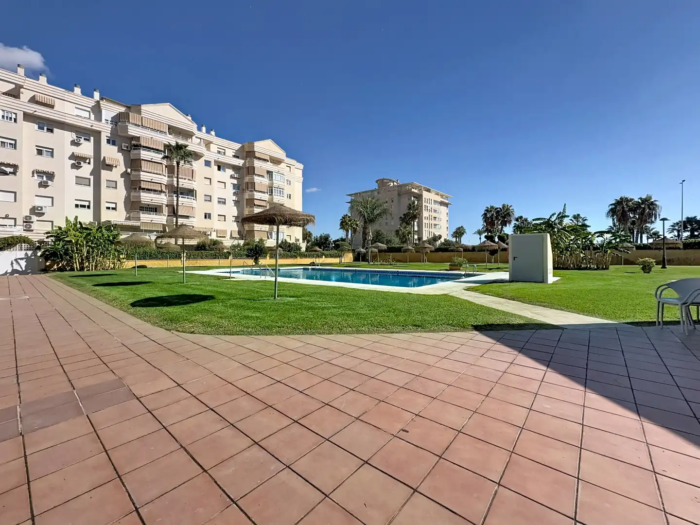 Swimming pool of Flat for sale in Málaga  with Air Conditioner, Terrace and Community pool