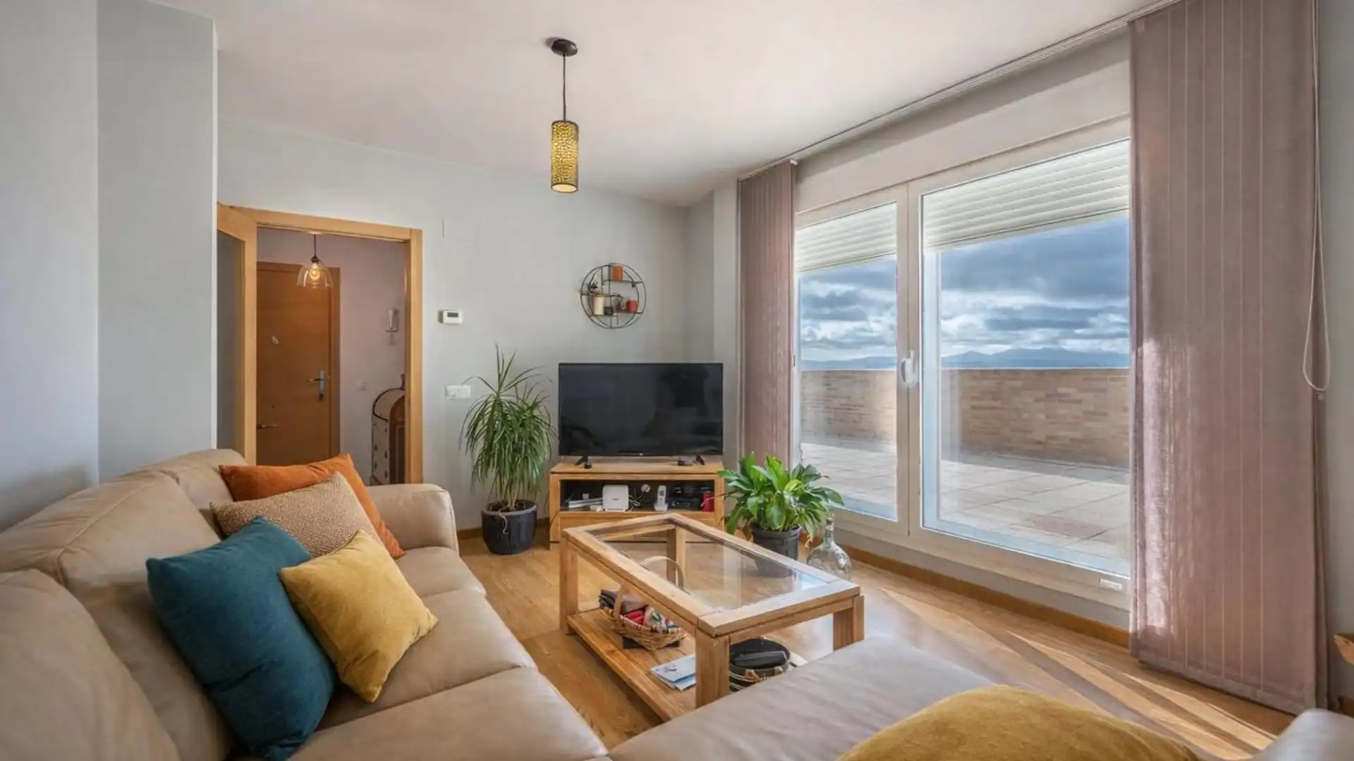 Living room of Flat for sale in Ávila Capital  with Heating, Terrace and Storage room