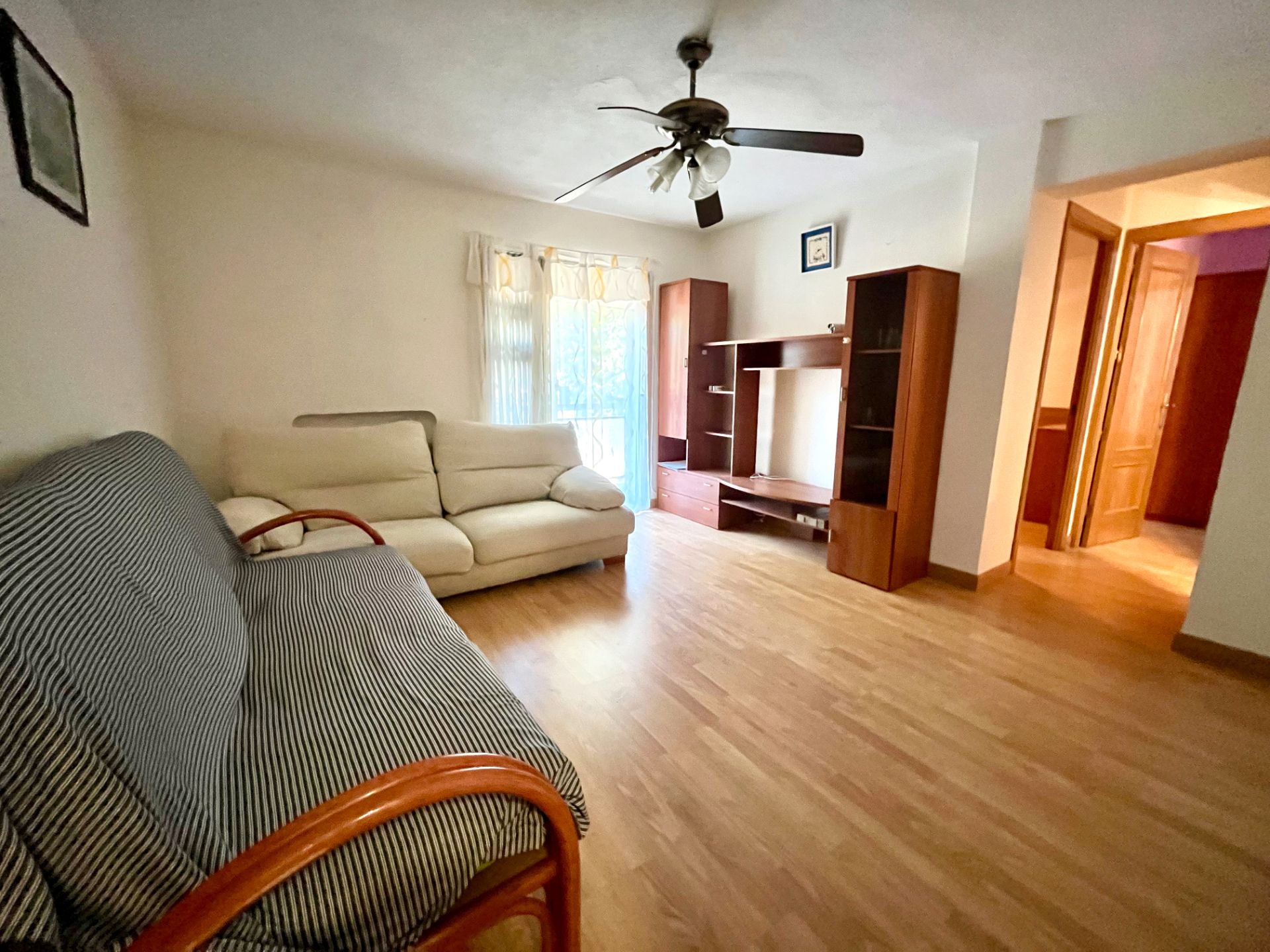 Living room of Flat for sale in  Madrid Capital  with Heating and Terrace