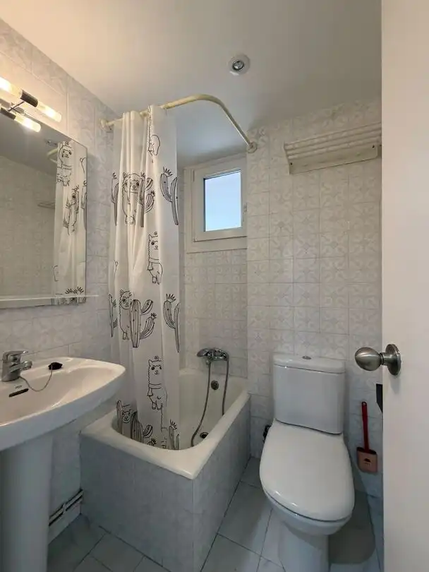 Baño de Piso en venta en Sopela con Calefacción, Terraza y Trastero