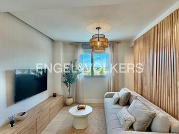 Flat with balcony to rent in Hortaleza