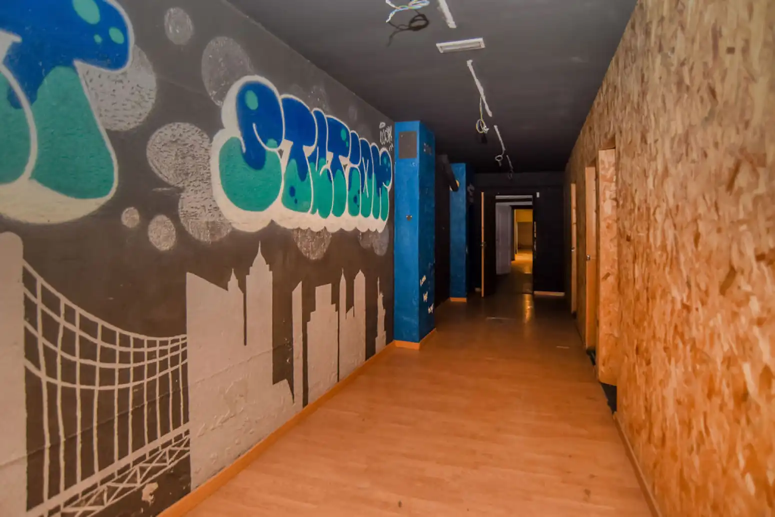 Local comercial en venda a Prat de Llobregat El - CL CATALUNYA, imagen 3