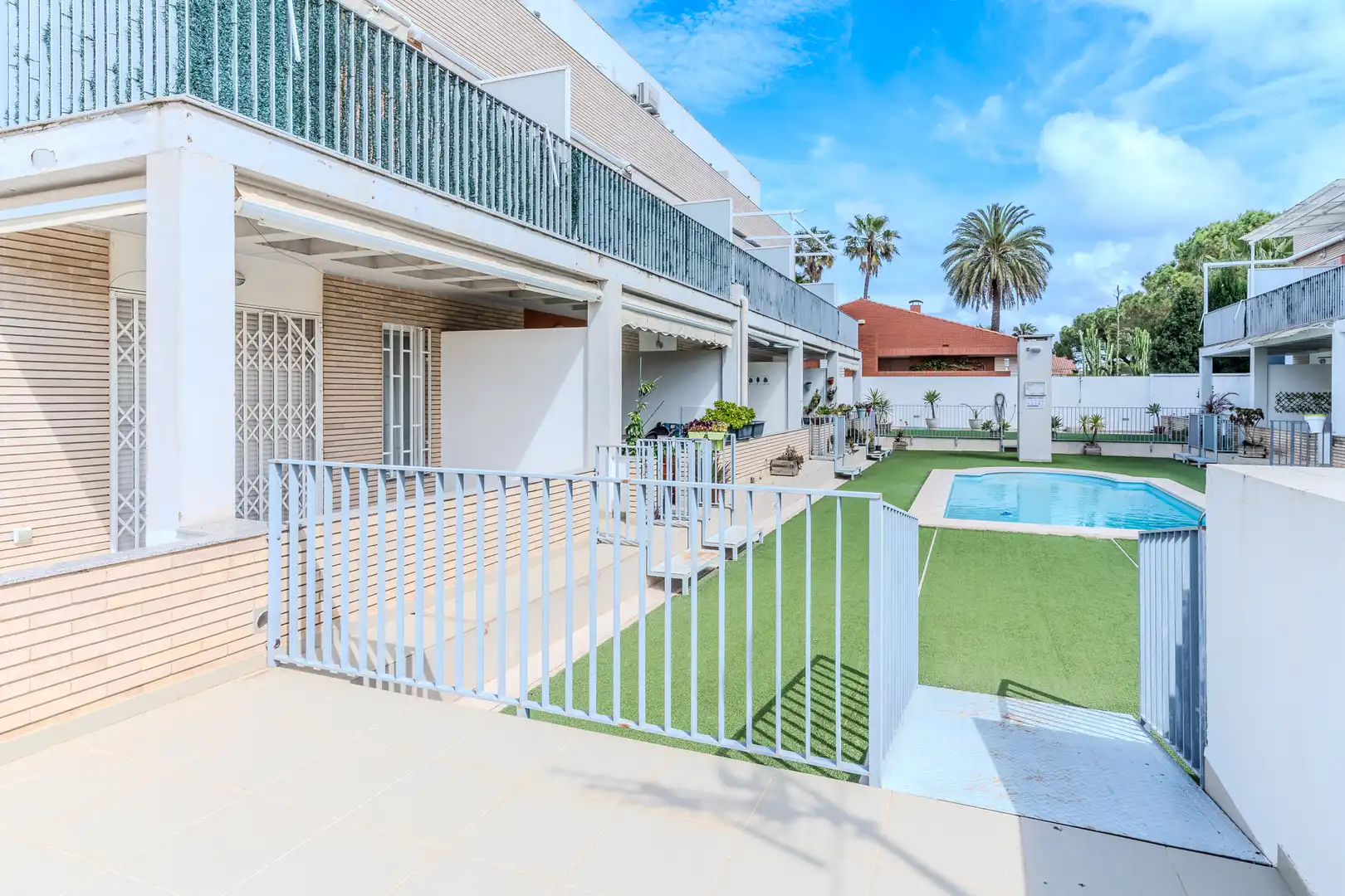 Exterior view of Duplexes for sale in Benicarló  with Air Conditioner, Terrace and Balcony