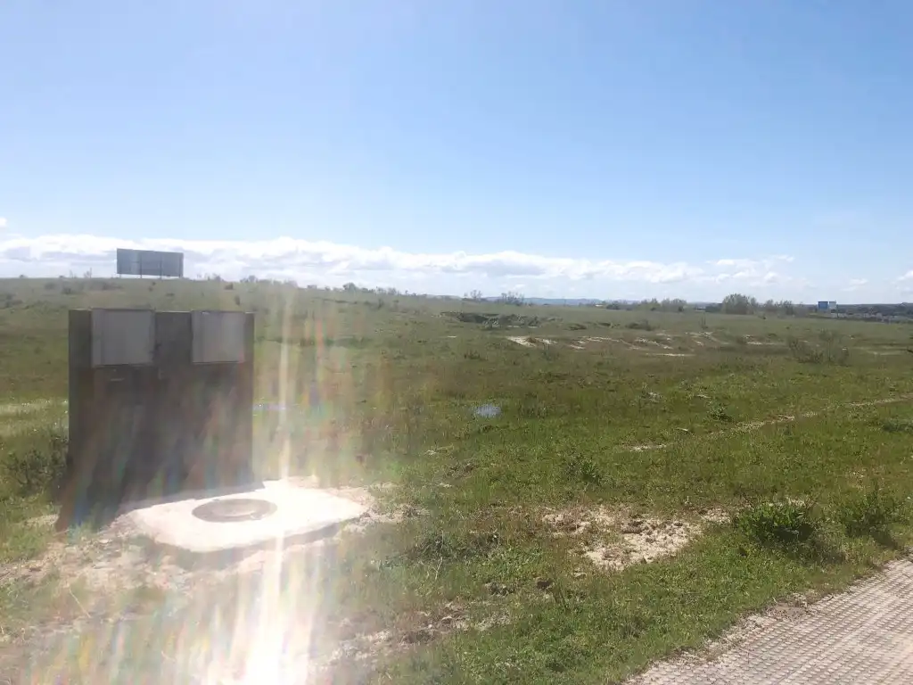 Terreno industrial en venta en Peraleda de la Mata