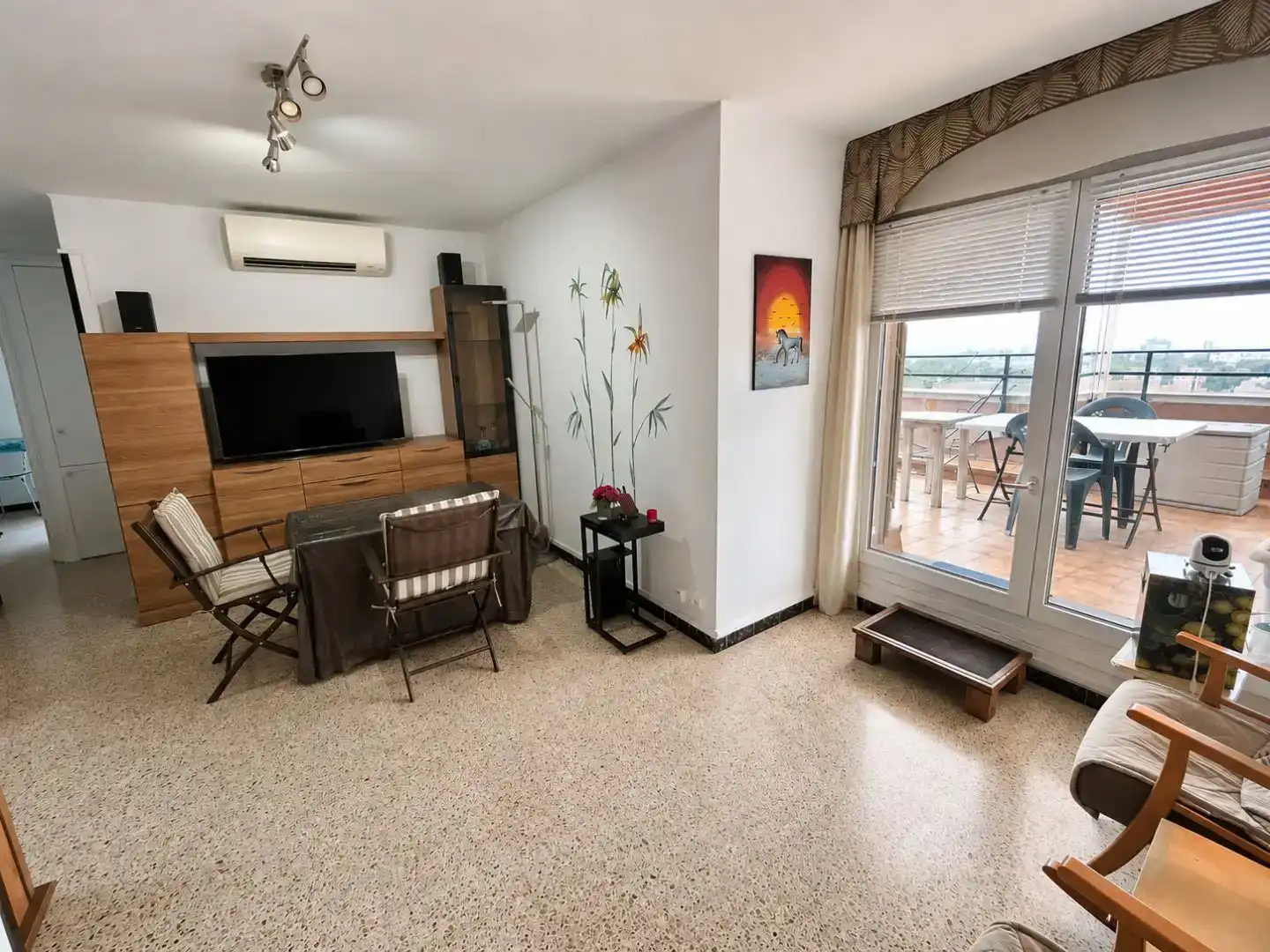 Sala de estar de Piso en venta en Rubí con Aire acondicionado, Jardín privado y Amueblado