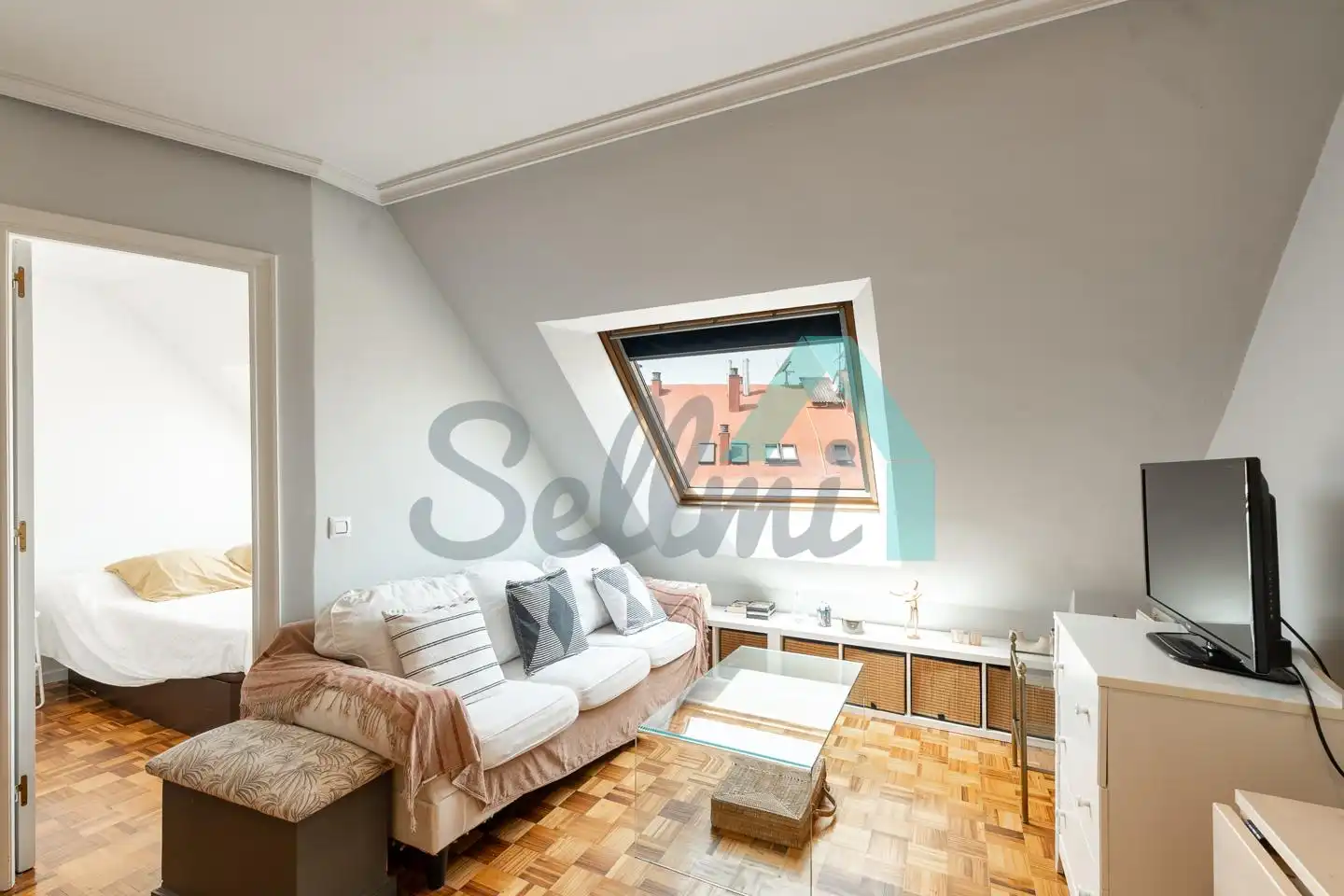 Habitación de Piso en venta en Oviedo  con Calefacción y Parquet