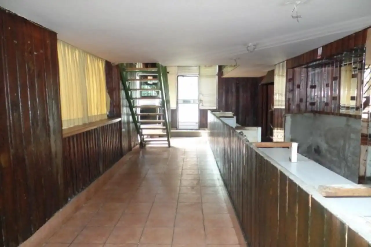 Local comercial en venda a Calle Veinticuatro De Abril 21 24004 Leon, imagen 3