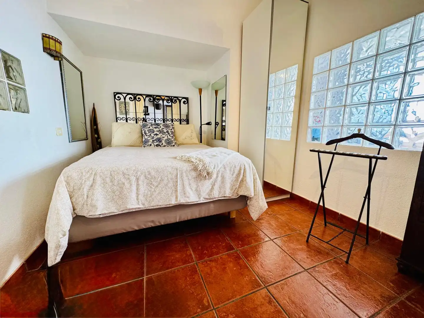 Habitación de Piso de alquiler en Santa Cruz de Tenerife con Aire acondicionado, Terraza y Amueblado