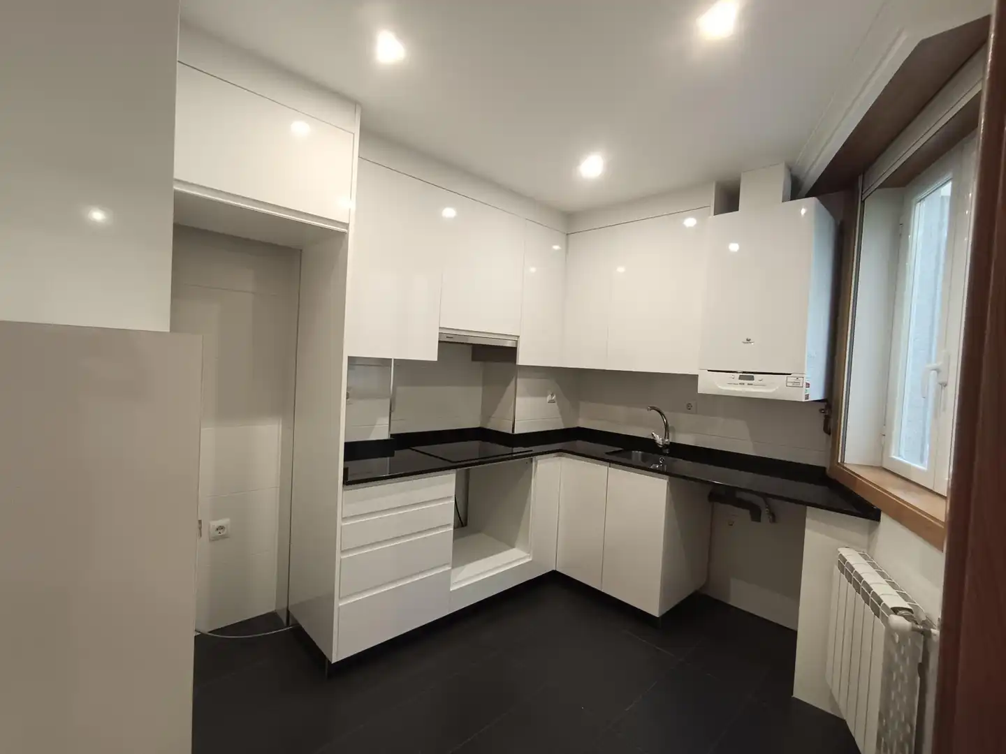 Kitchen of Attic for sale in Ourense Capital 