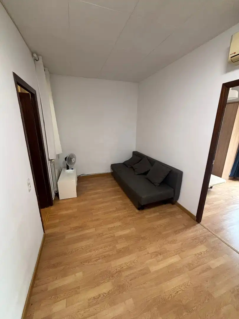 Sala de estar de Piso en venta en Barcelona con Aire acondicionado, Calefacción y Horno