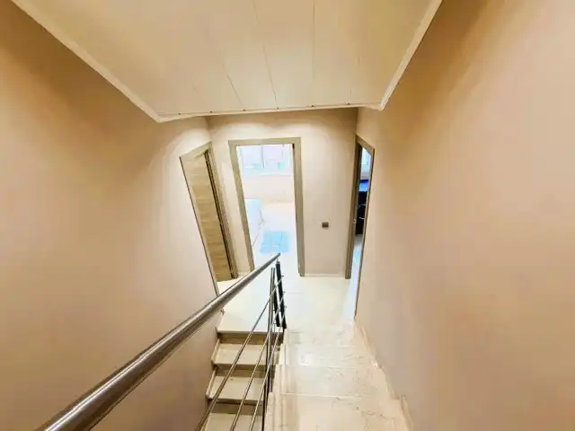 Casa adosada en venda en Badalona amb Calefacció, Jardí privat i Traster