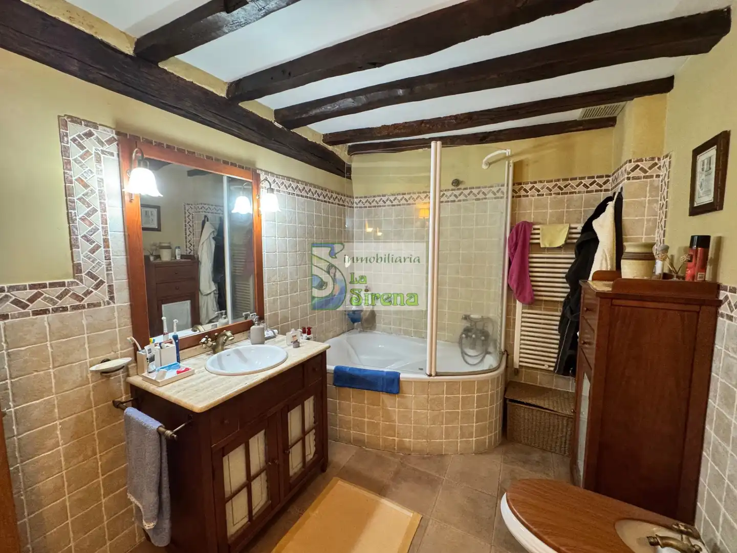 Baño de Casa o chalet en venta en Castro-Urdiales con Calefacción, Jardín privado y Terraza