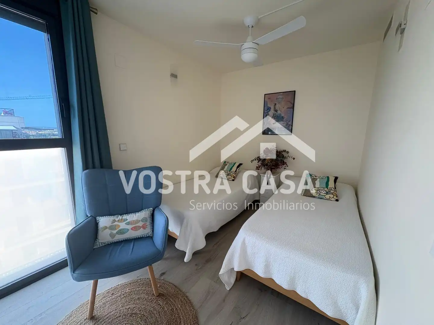 Attic for sale in Mislata  with Air Conditioner and Alarm