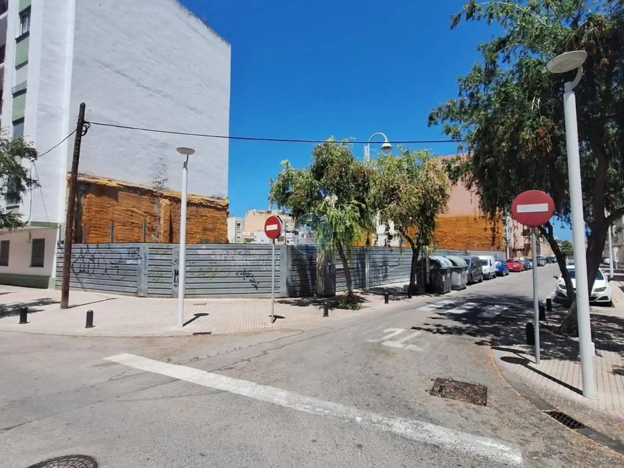 Vista exterior de Terreny industrial en venda en Gandia