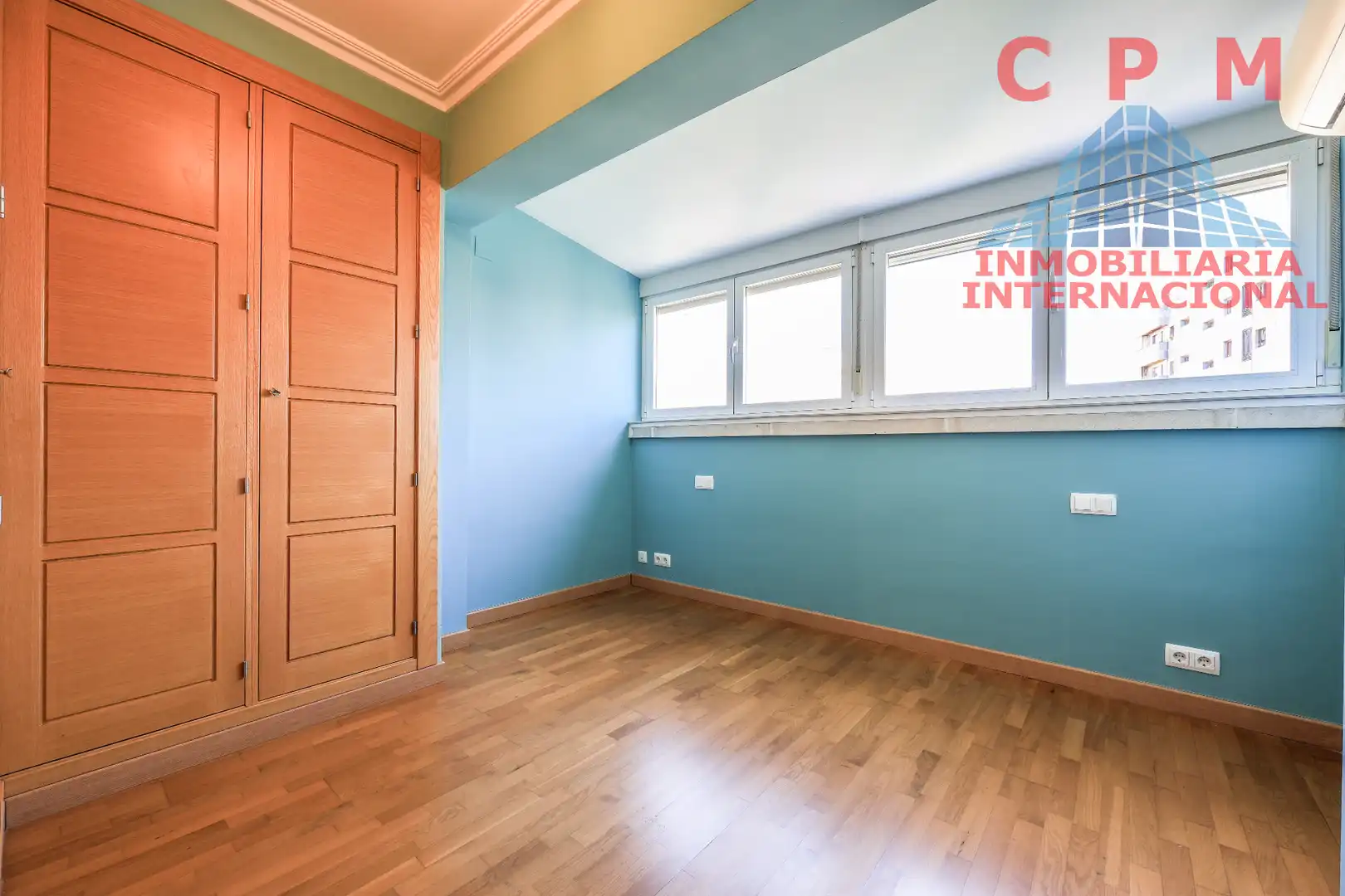 Schlafzimmer von Wohnung zur Miete in Madrid mit Klimaanlage, Heizung und Parkett
