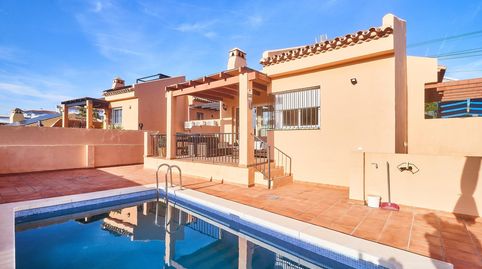 Foto 2 de Casa o xalet en venda a Calle Andalucía, 70, El Faro de Calaburra - Chaparral, Mijas