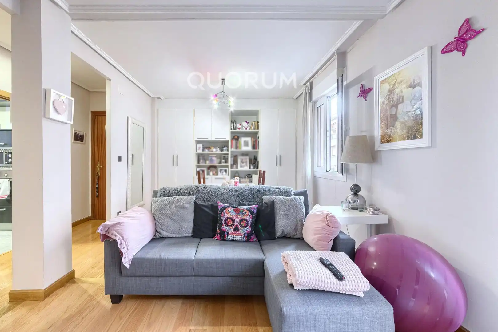 Sala de estar de Piso en venta en Basauri  con Calefacción y Balcón