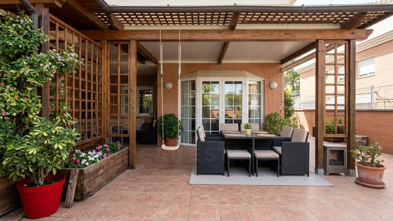 Detached house with pool for sale in carrer de Salvador Dalí 15, imagen 3