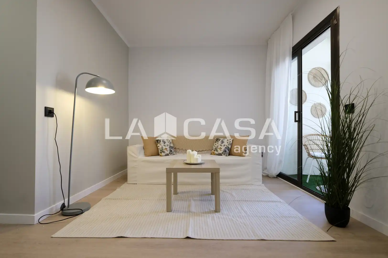 Bedroom of Flat for sale in  Barcelona Capital  with Balcony