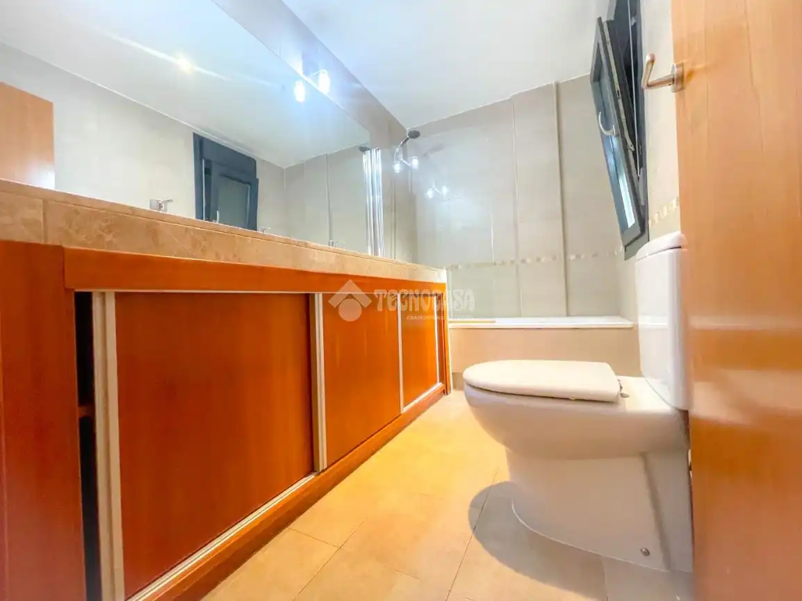 Bathroom of Flat for sale in Guadarrama  with Heating, Storage room and Balcony