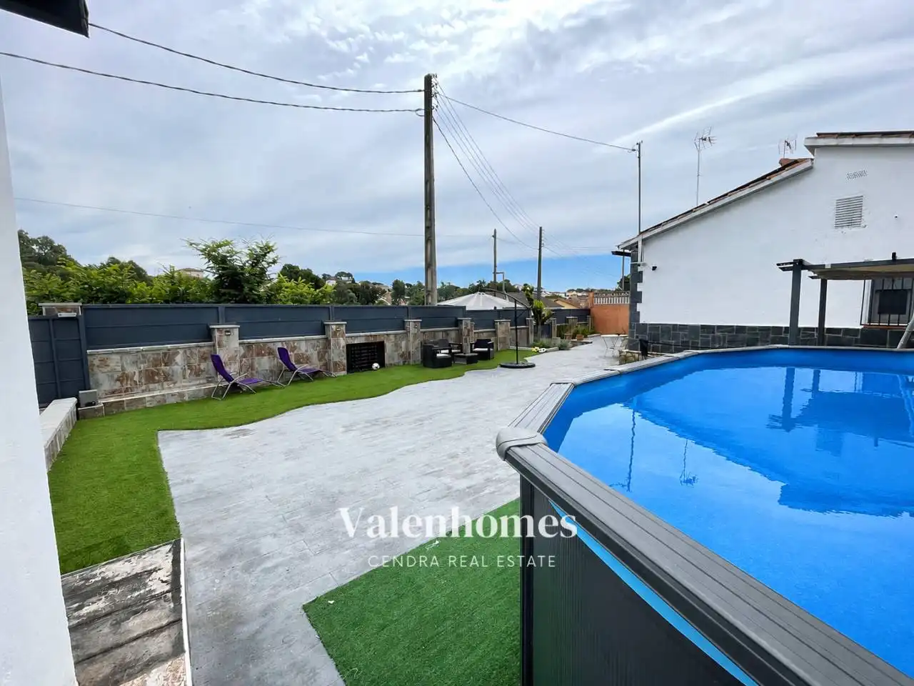 Exterior view of Houses for sale in Lliçà d'Amunt  with Air Conditioner, Private garden and Furnished