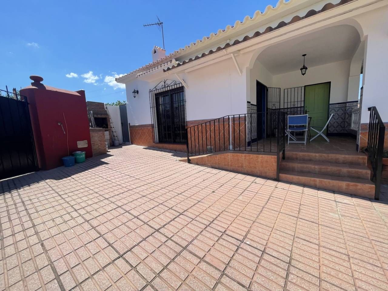 Exterior view of Country house for sale in Estepona  with Private garden and Terrace