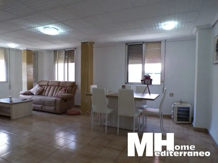 Sala d'estar de Pis en venda en Sagunto / Sagunt amb Aire condicionat, Calefacció i Terrassa