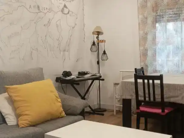 Wohnzimmer von Wohnung zur Miete in Barcelona mit Privatgarten, Parkett und Möbliert
