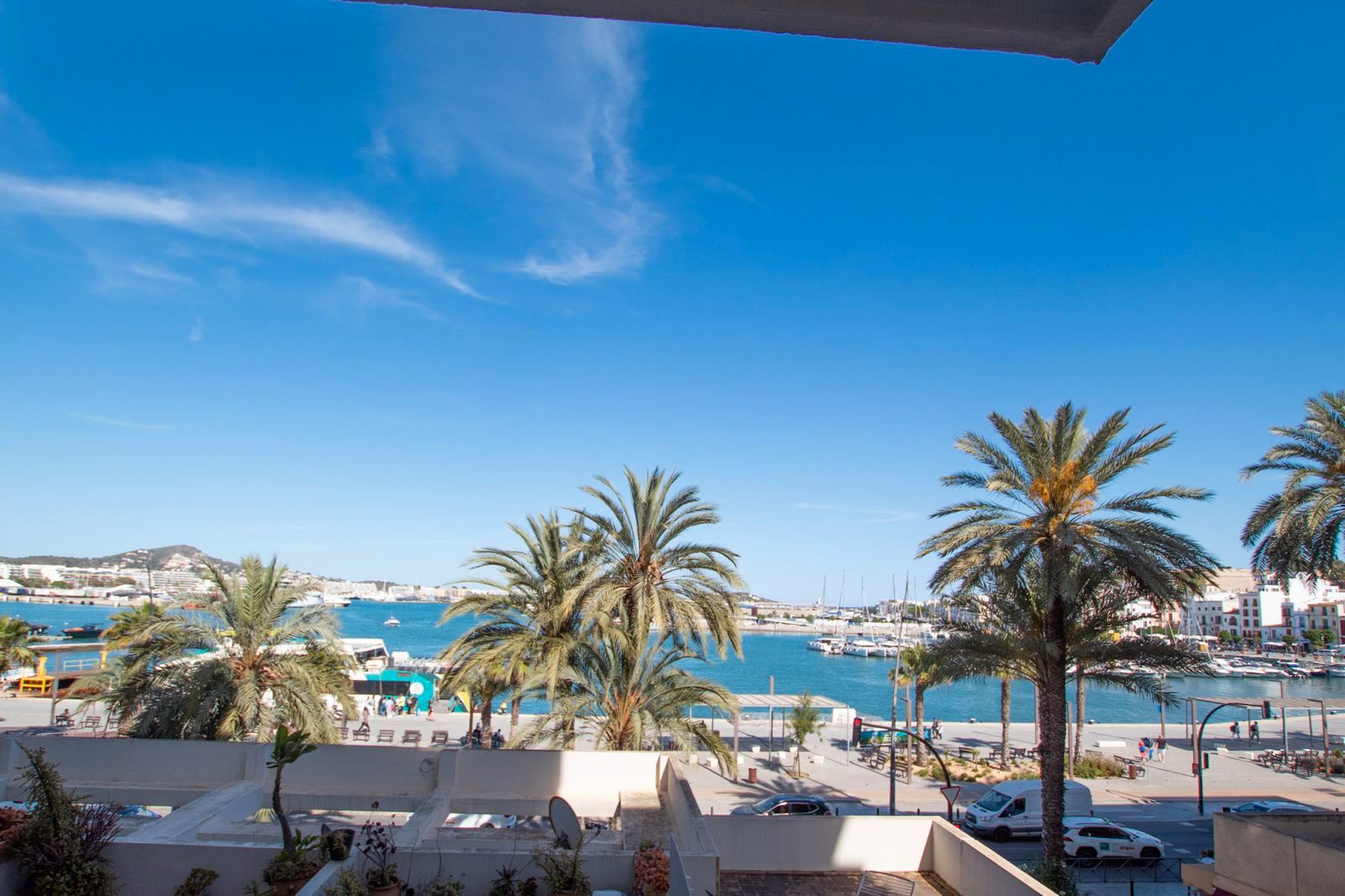 Vista exterior de Pis de lloguer en Eivissa amb Aire condicionat, Calefacció i Parquet