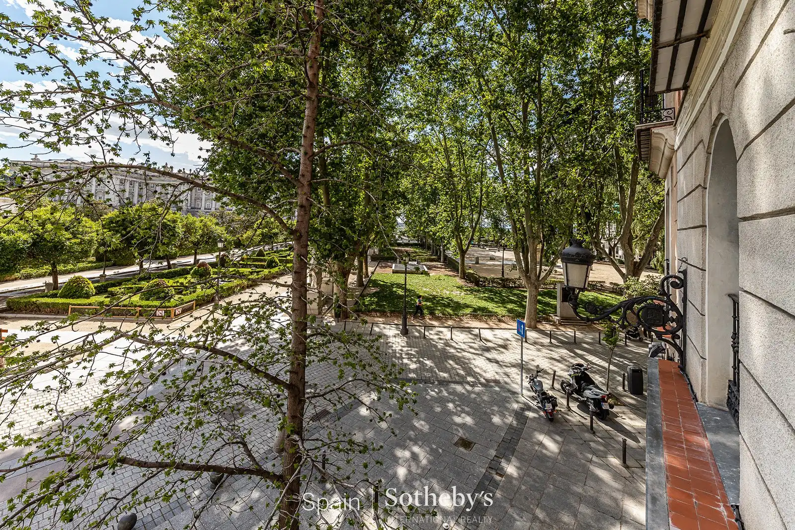 Apartament amb ascensor de lloguer a Plaza de Oriente, imagen 23