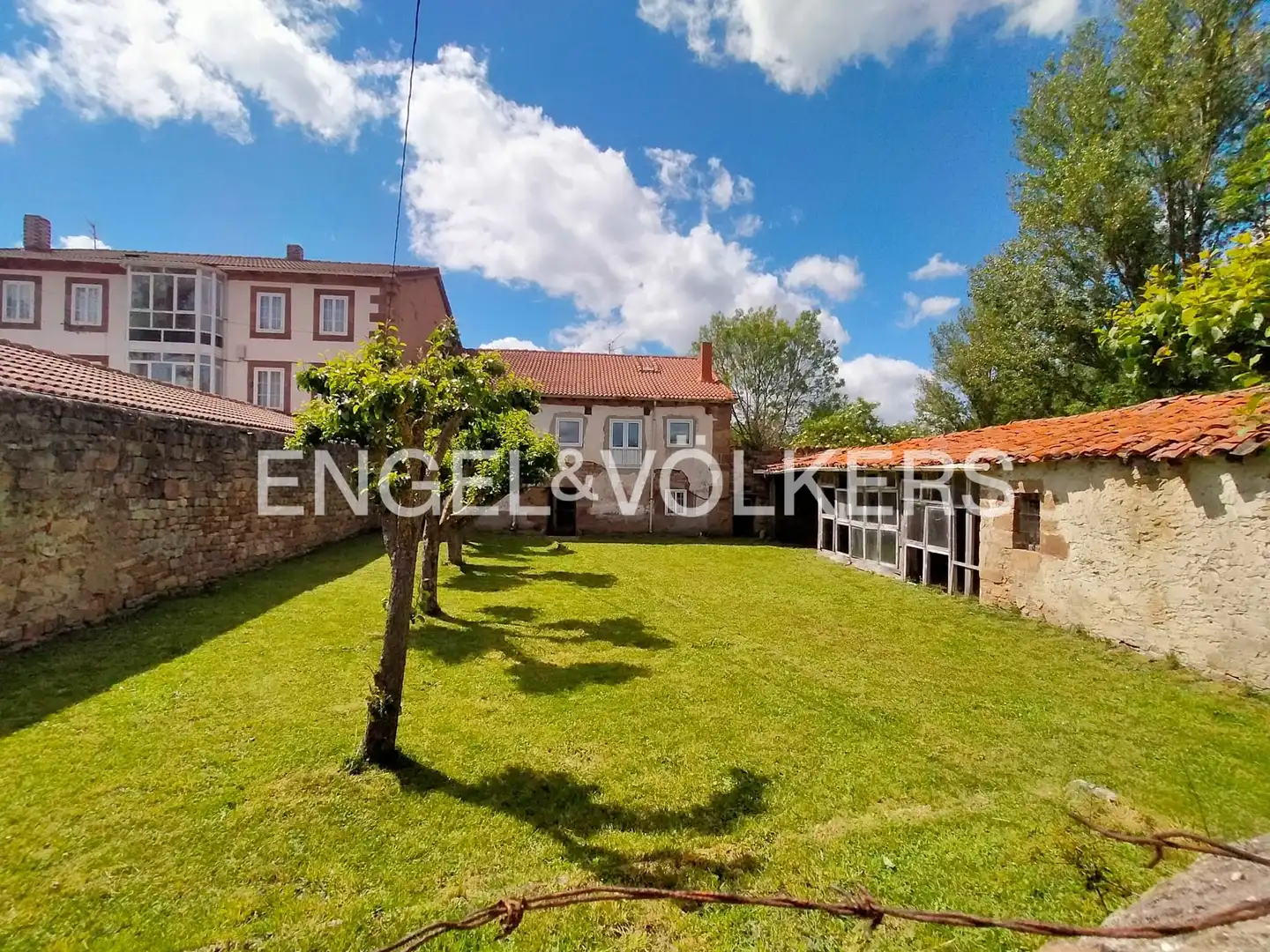 Houses for sale in Hermandad de Campoo de Suso  with Heating and Private garden