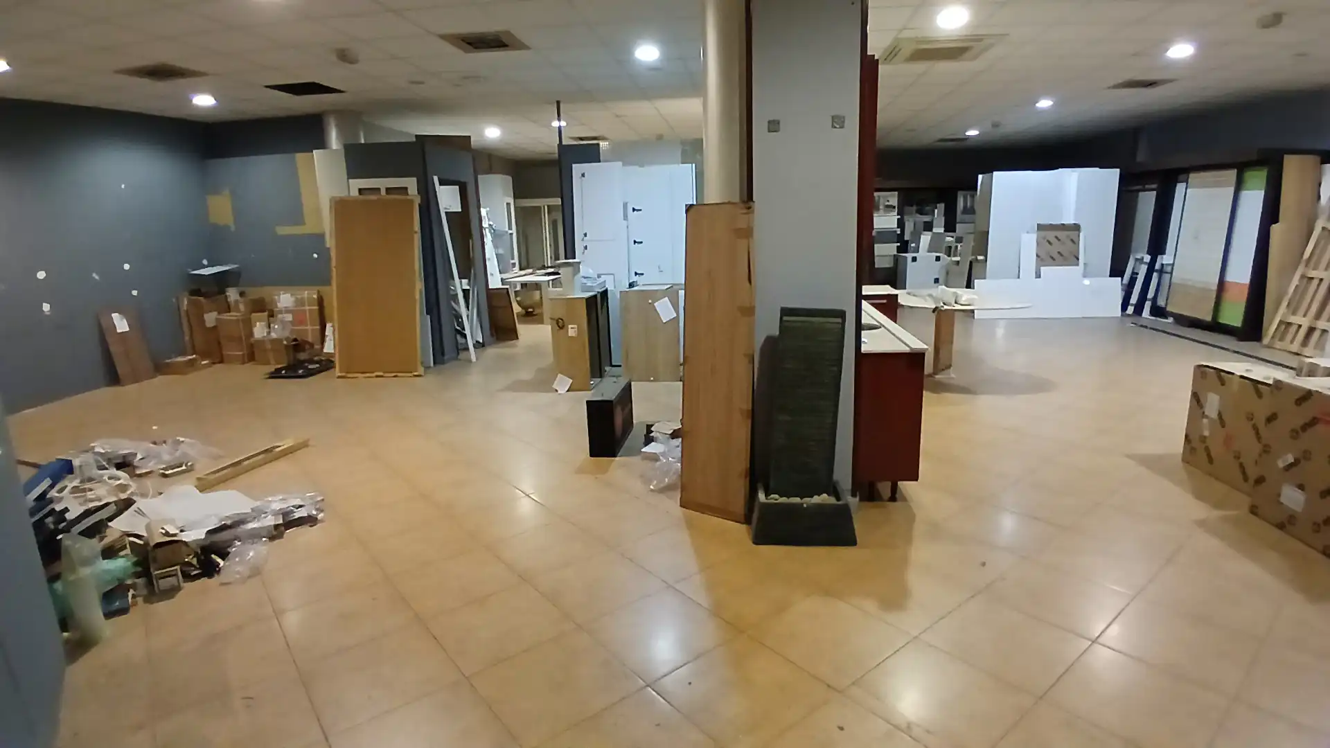 Local comercial en venta en Avenida de Honorio Lozano 59, imagen 12