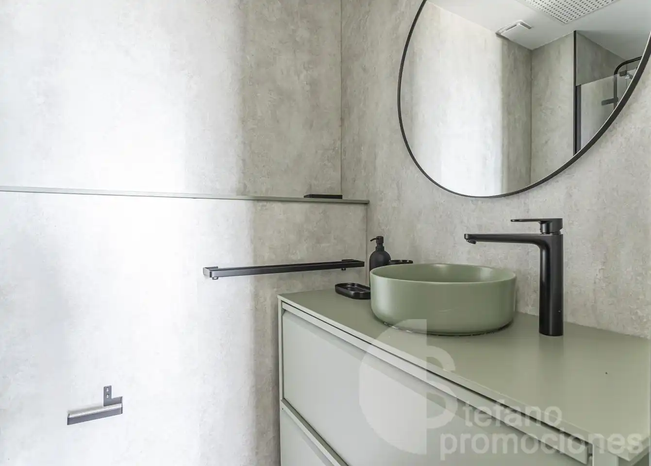 Baño de Piso en venta en Málaga con Aire acondicionado, Terraza y Trastero