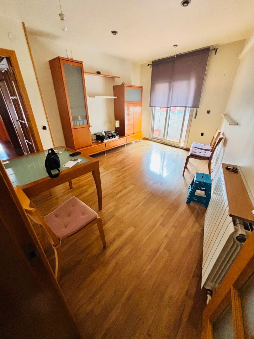 Living room of Flat for sale in  Barcelona Capital  with Air Conditioner, Heating and Furnished