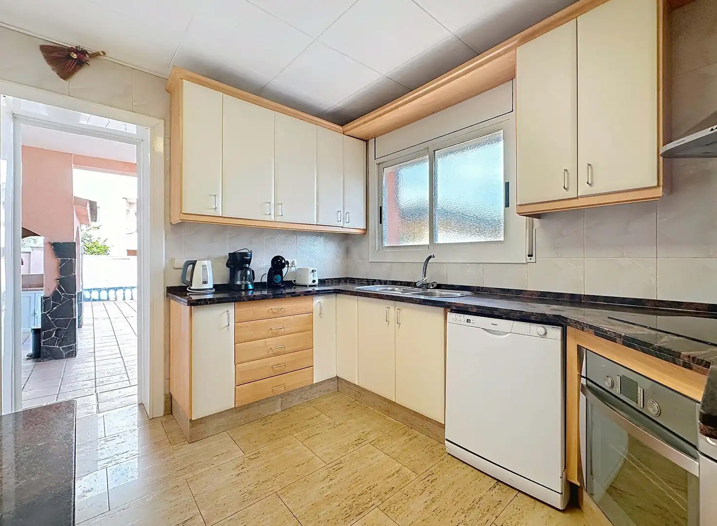Kitchen of Houses for sale in El Vendrell  with Air Conditioner, Heating and Terrace