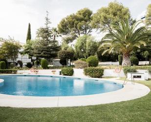 Swimming pool of Single-family semi-detached for sale in Marbella  with Air Conditioner, Terrace and Swimming Pool