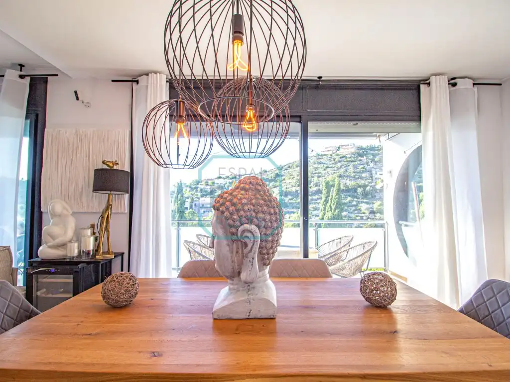 Esszimmer von Haus oder Chalet zum Verkauf in Calafell mit Klimaanlage, Schwimmbad und Balkon