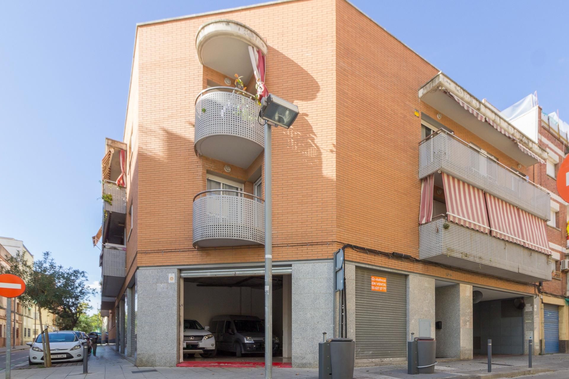 Exterior view of Premises for sale in Viladecans