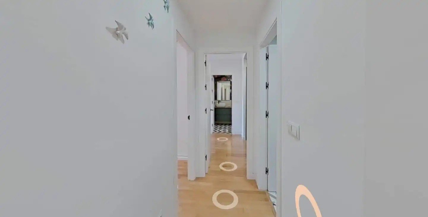 Apartament en venda en León Capital  amb Calefacció, Moblat i Balcó