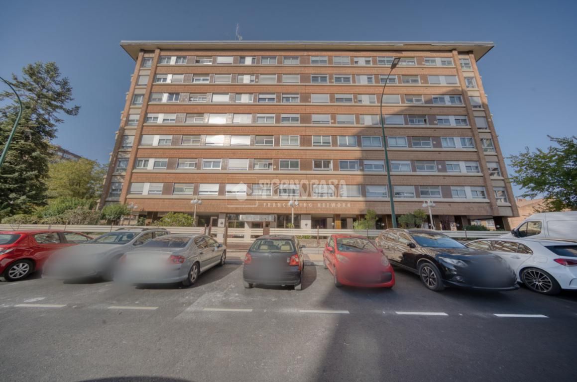 Vista exterior de Piso en venta en Valladolid Capital con Calefacción, Terraza y Trastero