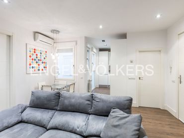 Piso con ascensor en venta en Chamberí