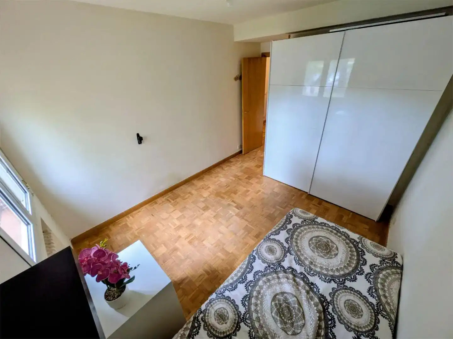 Dormitori de Pis en venda en Tres Cantos amb Aire condicionat, Jardí privat i Parquet