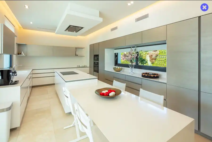 Kitchen of Houses for rent in Marbella  with Air Conditioner, Private garden and Terrace