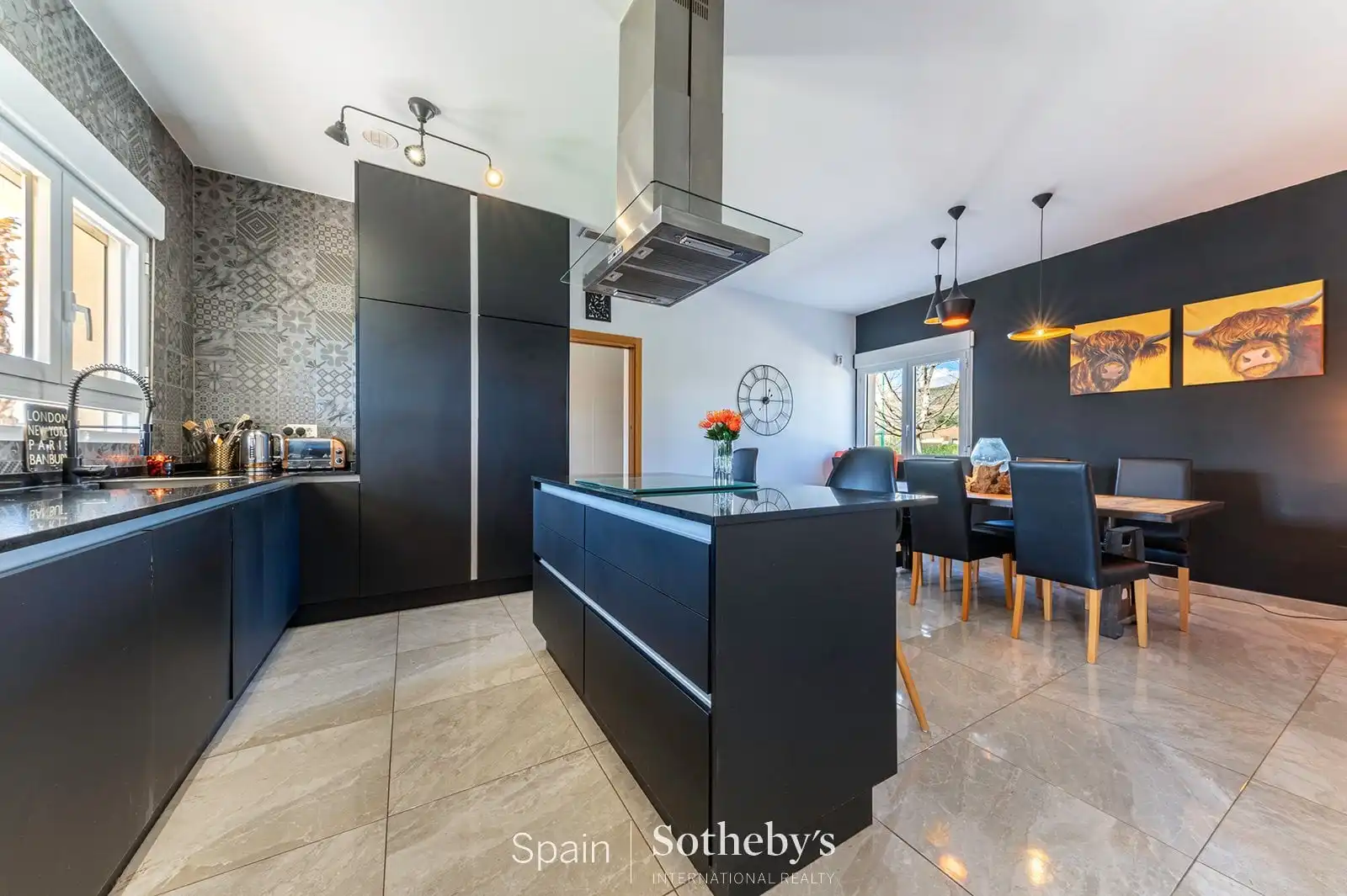 Cocina de Casa o chalet en venta en Sax con Aire acondicionado, Calefacción y Jardín privado
