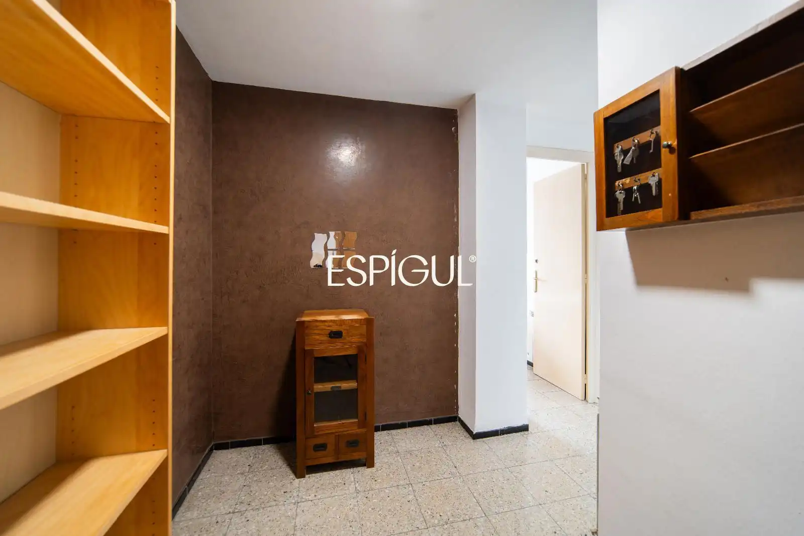Piso en venta en Girona con Calefacción, Terraza y Amueblado