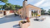 Garden of House or chalet for sale in Valdemorillo  with Air Conditioner, Heating and Private garden