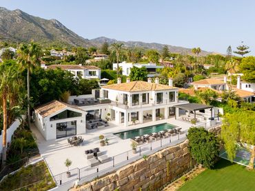 Casa amb piscina en venda a San Pedro de Alcántara