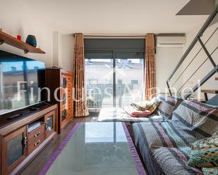 Living room of Duplex for sale in Banyoles  with Air Conditioner and Terrace