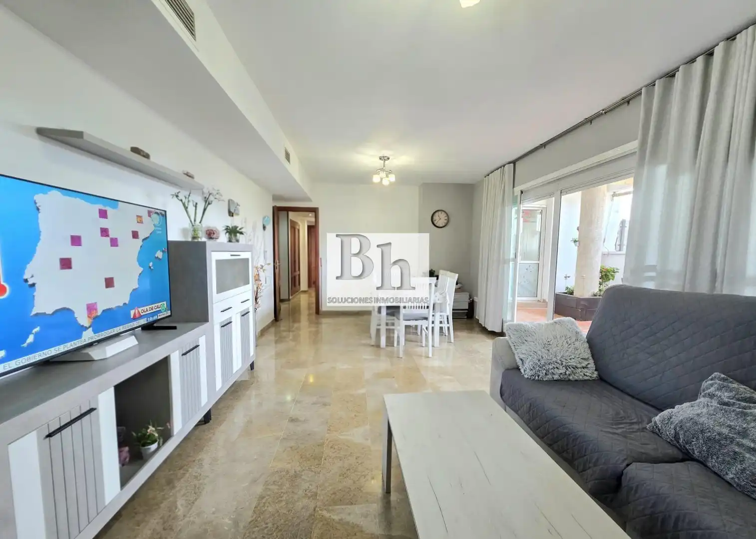 Sala de estar de Ático en venta en Málaga con Aire acondicionado, Calefacción y Terraza