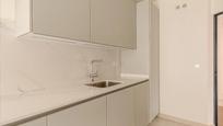 Kitchen of Flat to rent in  Madrid Capital  with Air Conditioner, Heating and Storage room